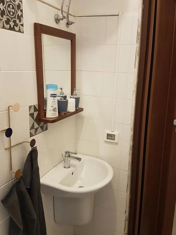 B&B Confine Como Bed & Breakfast