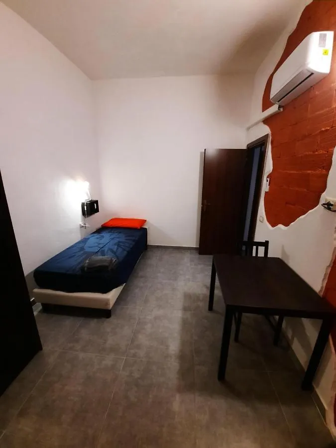 B&B Confine Côme 0*,
